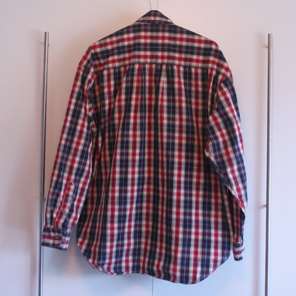 Guess(R)  Classic Sportswear Men's Red, White & Blue 100% Small cotton shirt - Picture 2 of 10